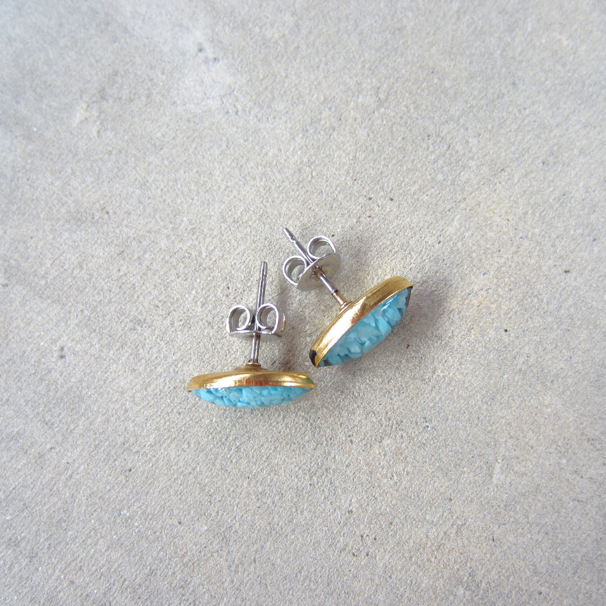 Crushed Stone Studs: Turquoise Small Teardrop