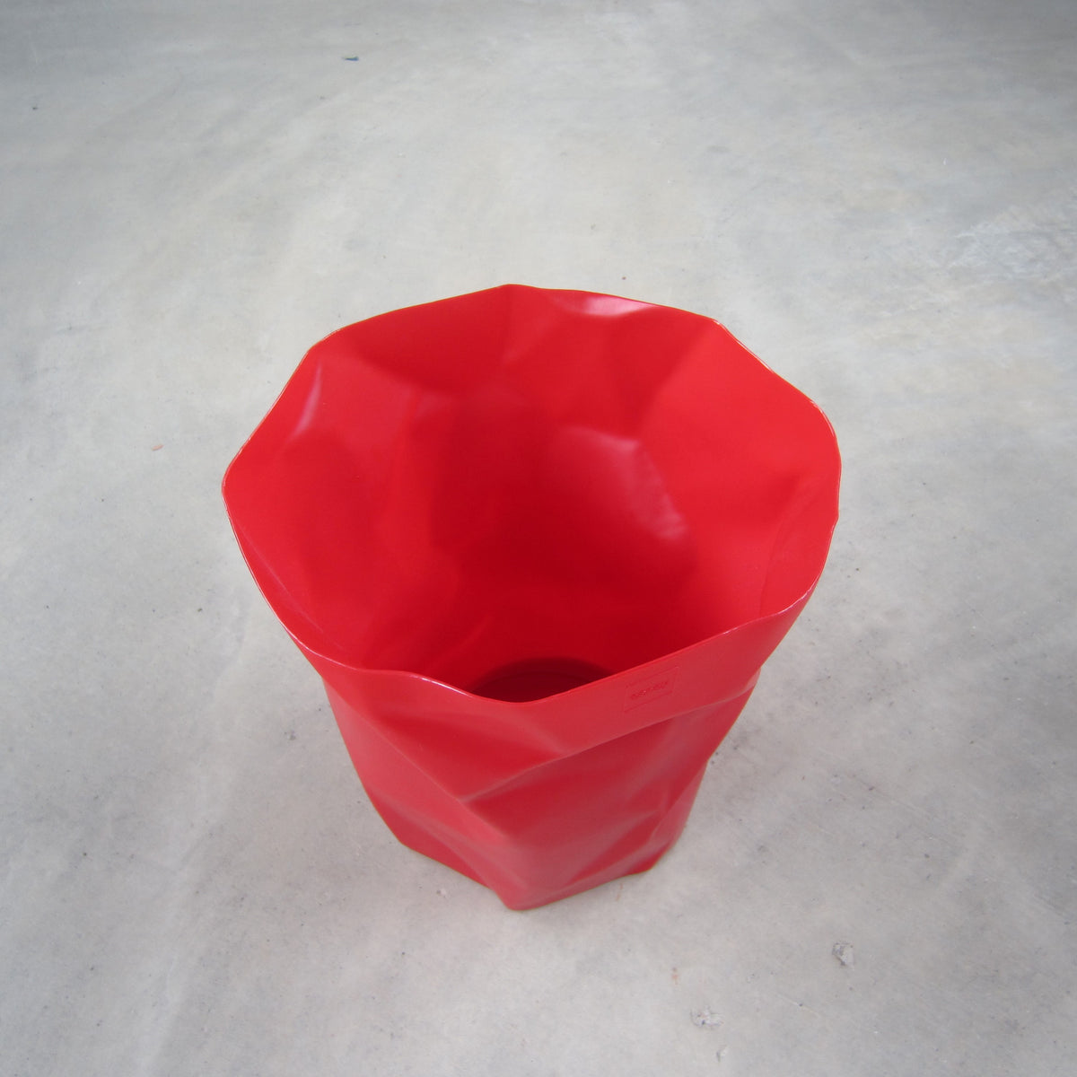 Mini Bin Bin Wastebasket: Red