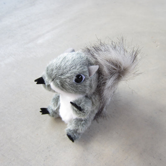 Finger Puppet: Mini Grey Squirrel