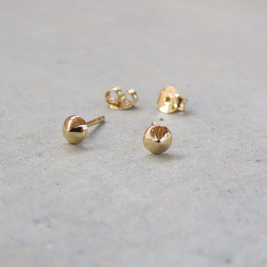 Abstract Studs: Gold Cones