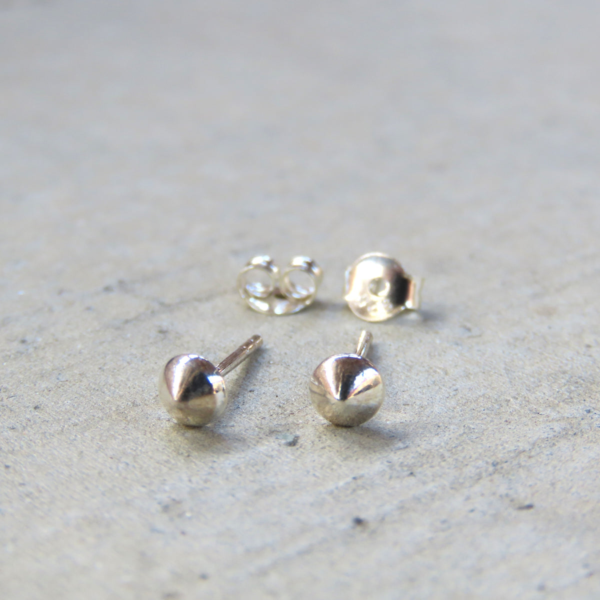 Abstract Studs: Silver Cones