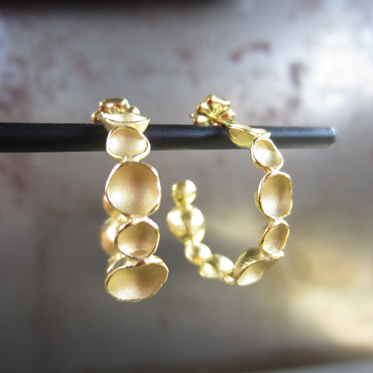 Pod Hoop Earrings in 18K Gold Vermeil
