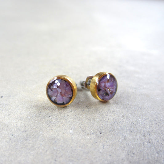 Crushed Stone Studs: Charoite Circle