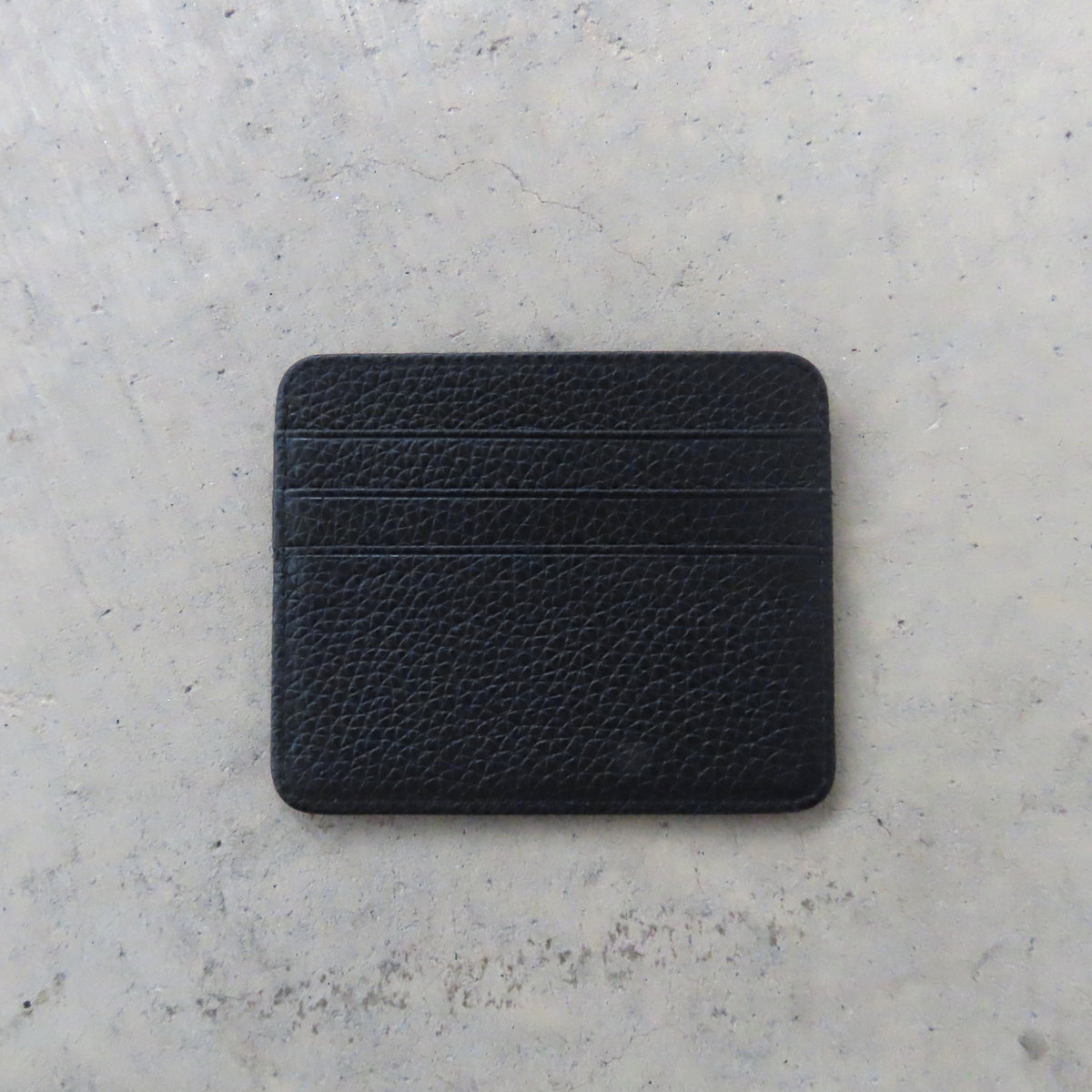 Andy Card Holder: Matte Black