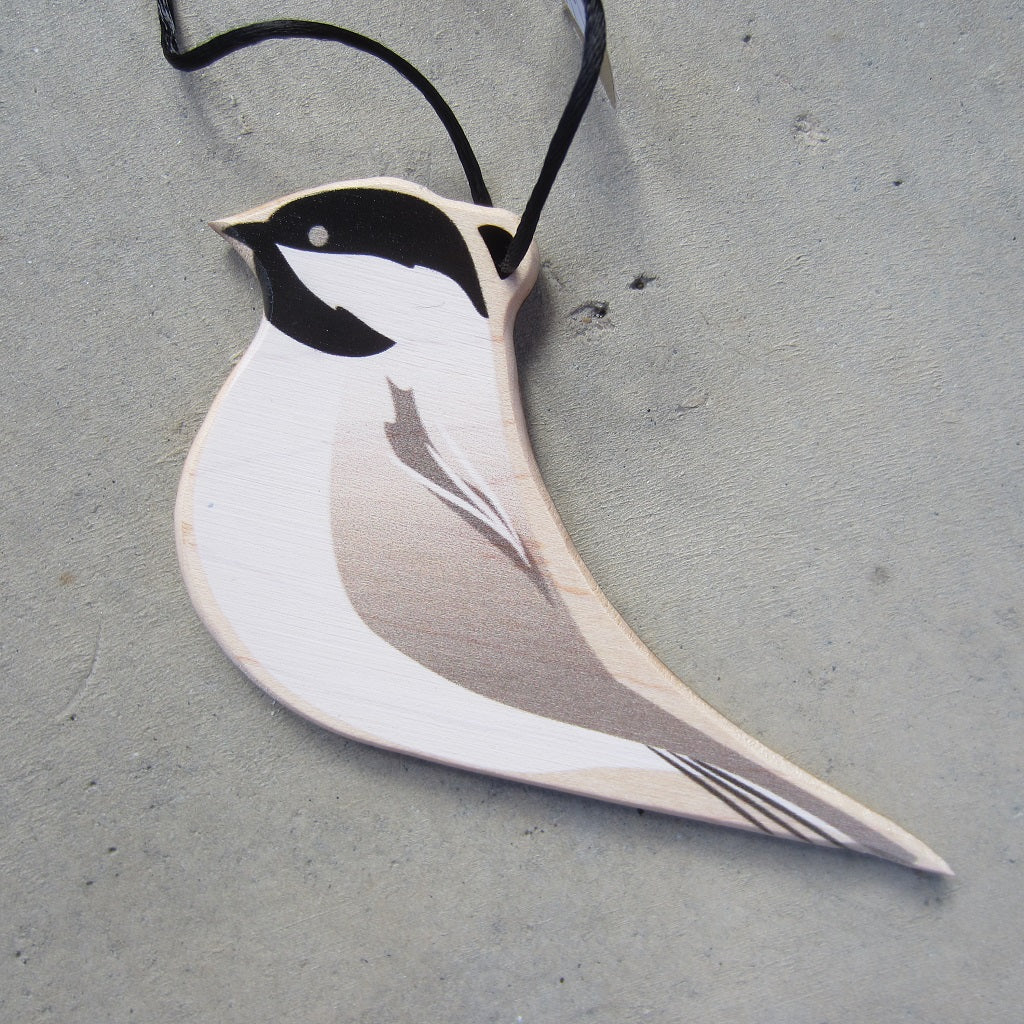 Wooden Holiday Ornament: Chickadee